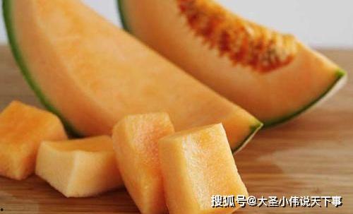 日本鬼子吃哈密瓜视频,一段意外的文化交流瞬间