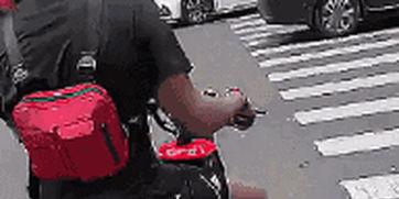 上海本地警察吃瓜视频,揭秘警民和谐日常瞬间